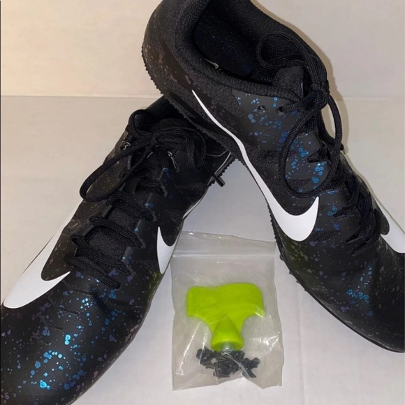 (New) Nike Track & Field Shoe - Picture 2 of 12